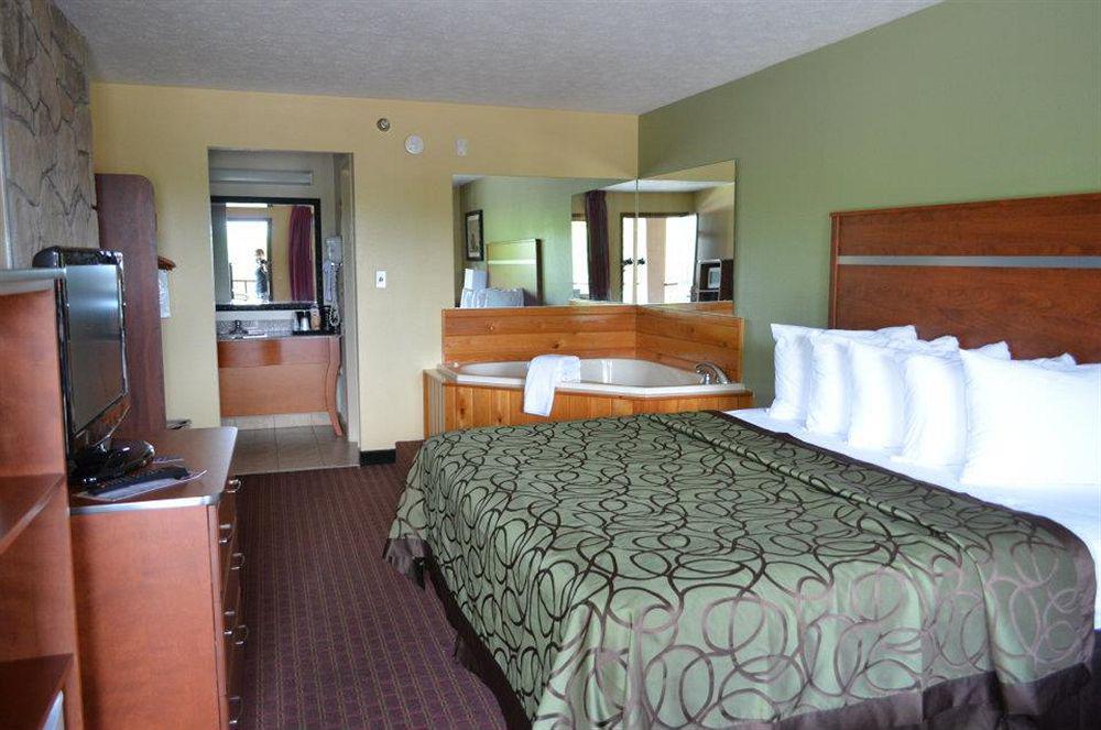 Baymont By Wyndham Pigeon Forge Near Island Drive Hotel Exterior foto