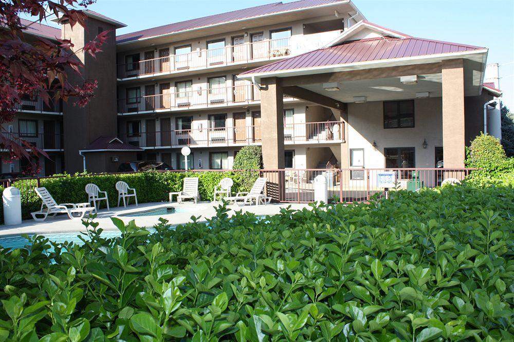 Baymont By Wyndham Pigeon Forge Near Island Drive Hotel Exterior foto