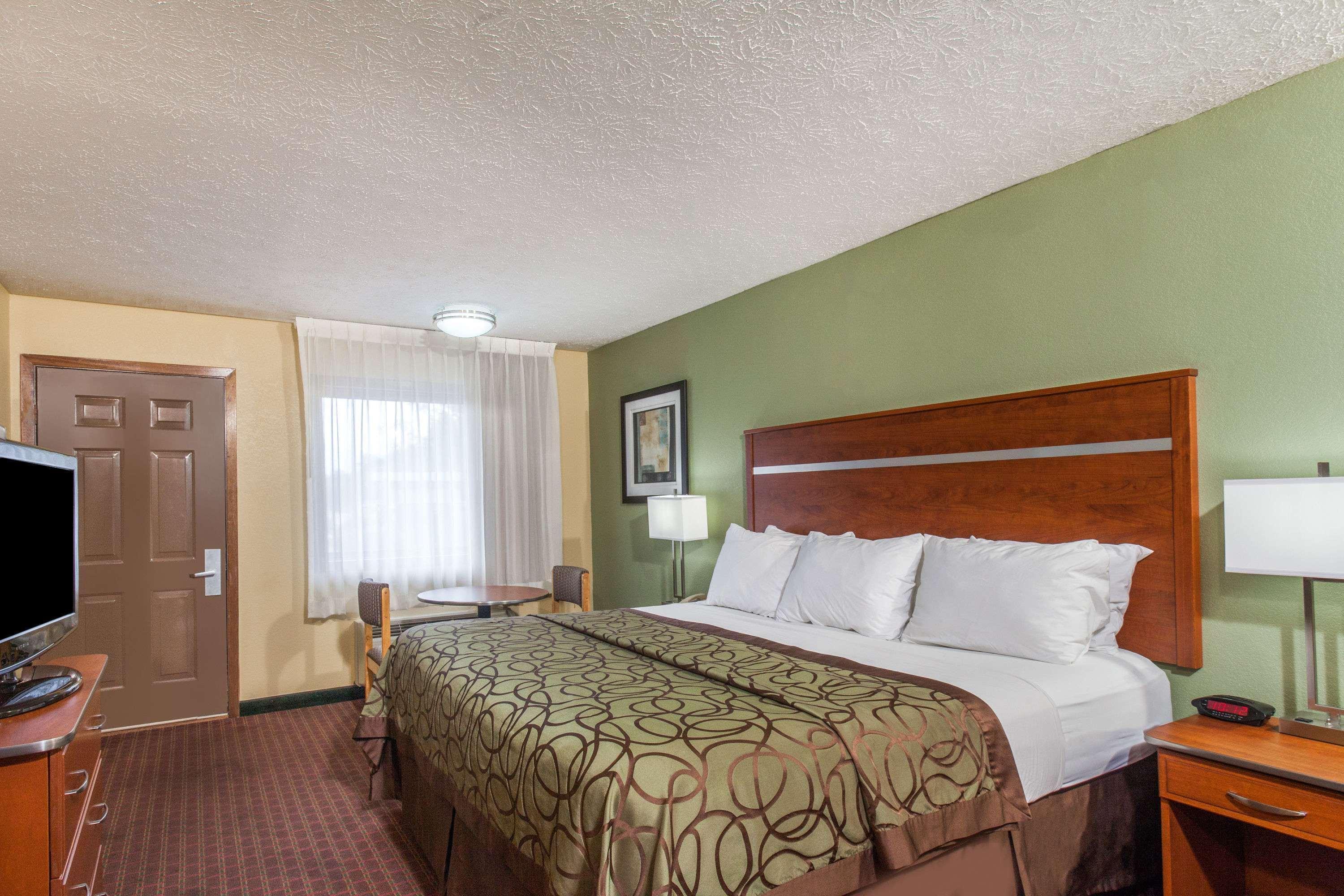 Baymont By Wyndham Pigeon Forge Near Island Drive Hotel Exterior foto