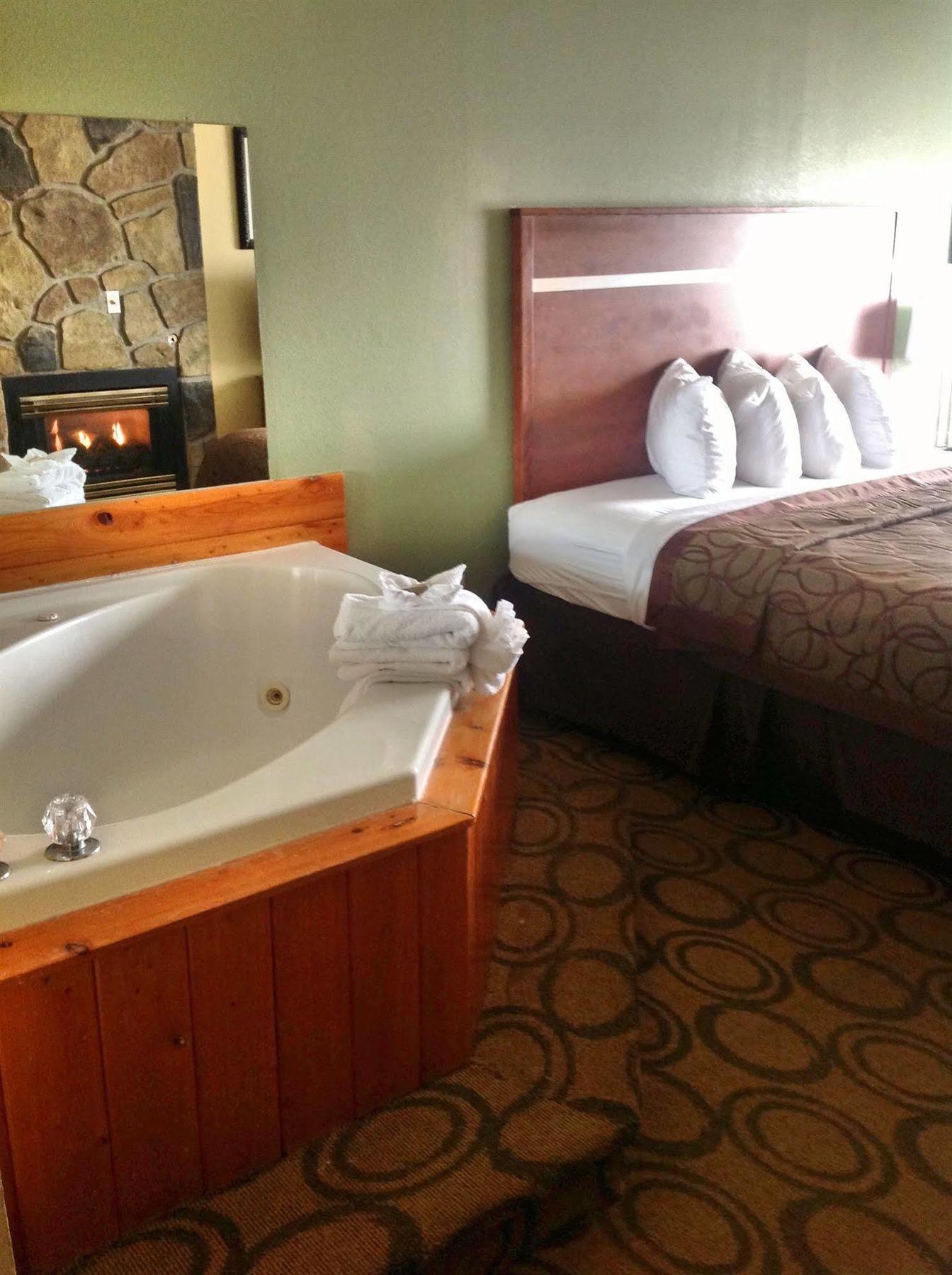 Baymont By Wyndham Pigeon Forge Near Island Drive Hotel Exterior foto