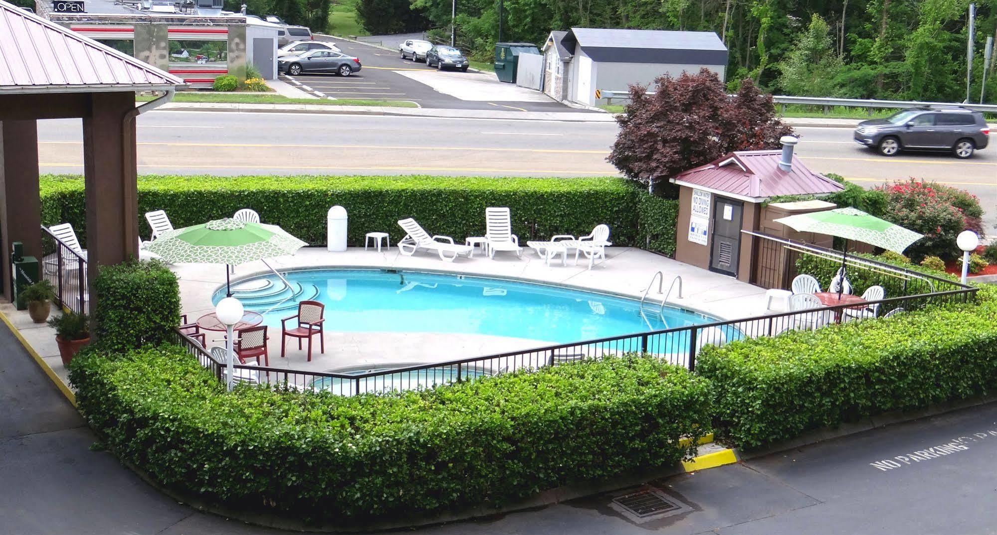 Baymont By Wyndham Pigeon Forge Near Island Drive Hotel Exterior foto